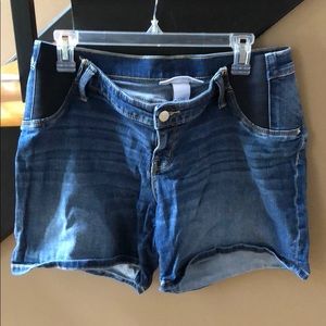 Liz Lange Maternity shorts size medium